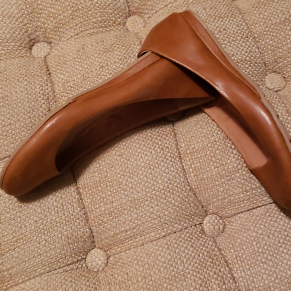 Perfect condition American Rag flats sz 6 - Picture 3 of 6